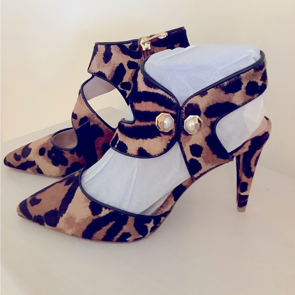 Louise et Cie Brown and Black Heels Elegant Design